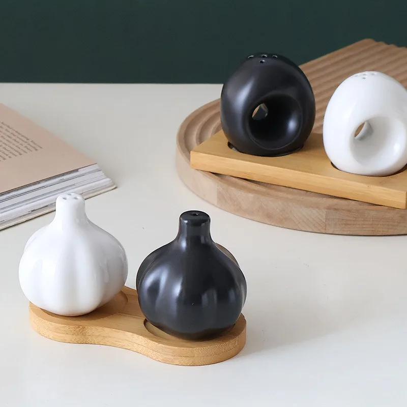 Herb Keeper Bottle - Japon Basit Siyah Beyaz Seramik Baharatlık